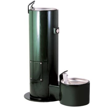 drinking fountain with pet fountain