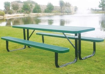 Picnic table