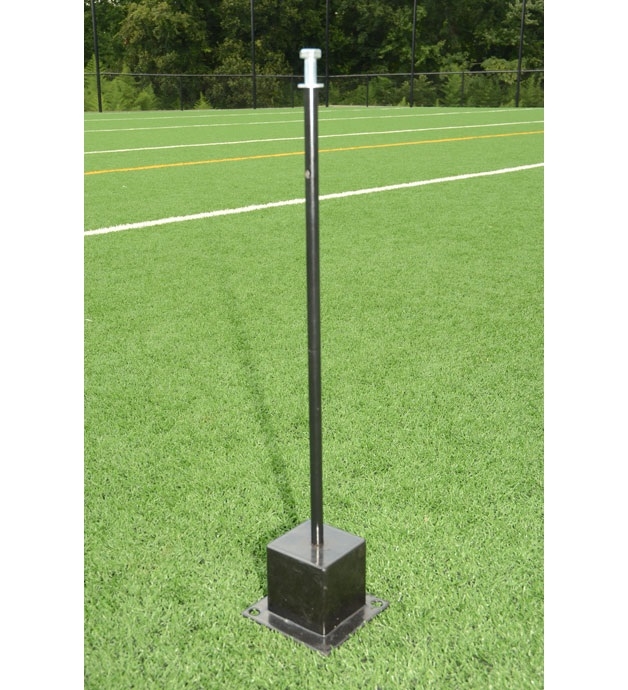 GaGa Stanchion hold APS-Borders in place.